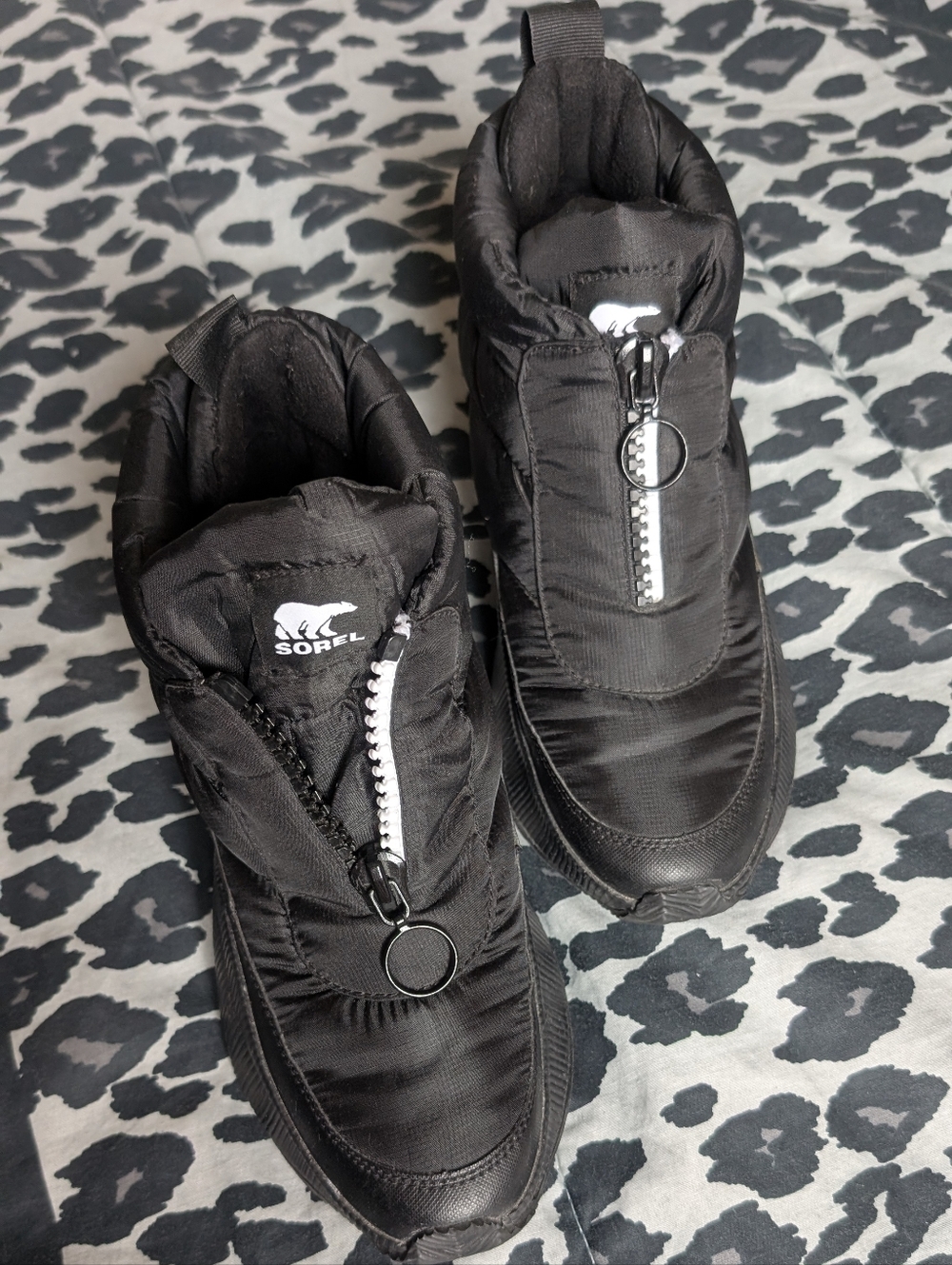 Sorel Black and White Puffy Insulated Boot Size 10 - Picture 13 of 16